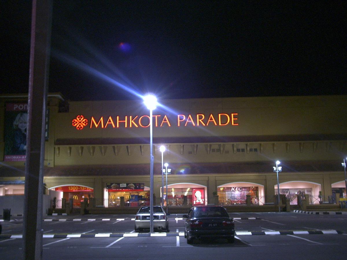 Costa Mahkota Aparthotel Malacca Exterior foto