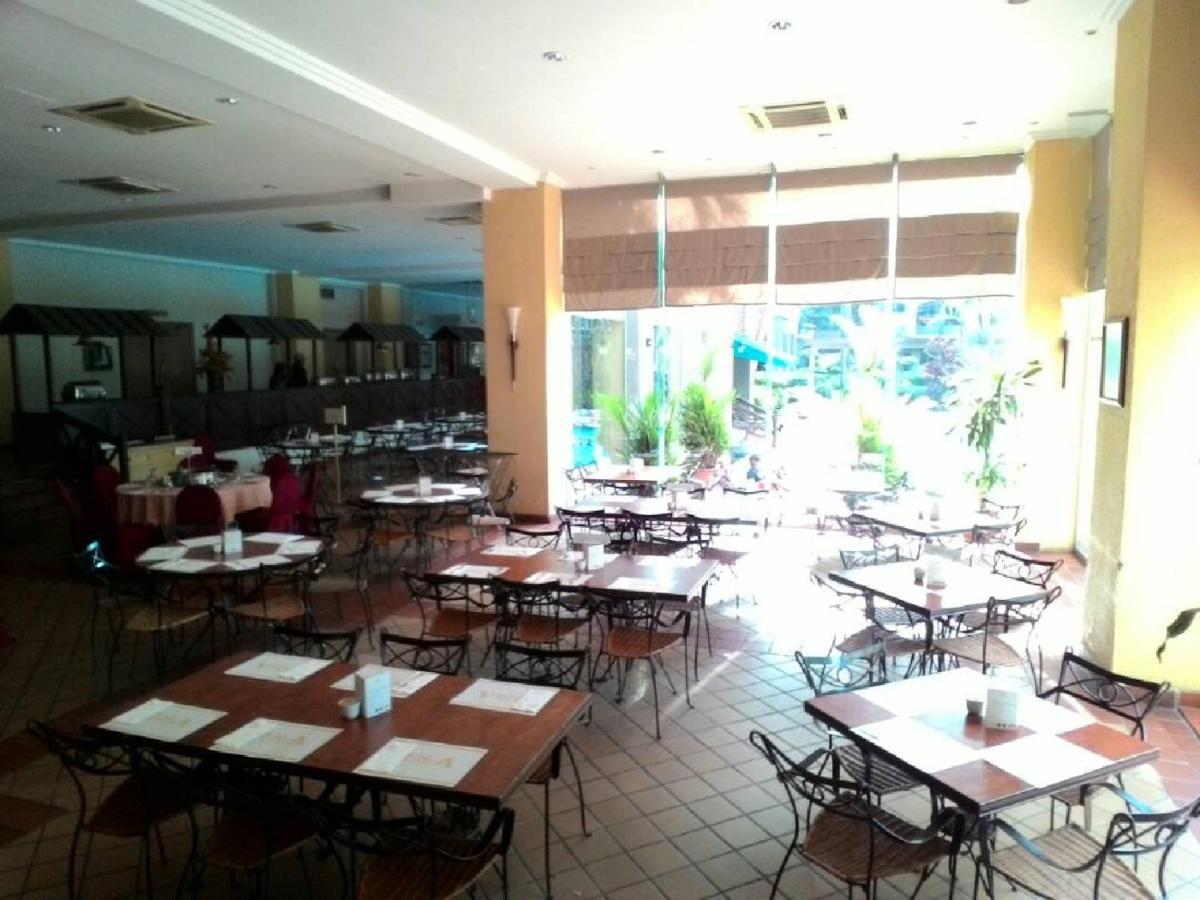 Costa Mahkota Aparthotel Malacca Exterior foto